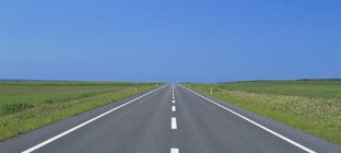 高速公路或长期收费 各地提升服务水准