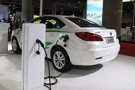 申城2016年起力推新能源物流车
