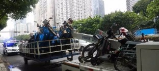 深圳快递电三轮命运迎转机
