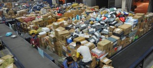 快递业告别圈地阶段 进入资本新时代