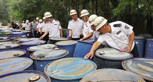 上海13家企业涉非法运输危险品遭严处