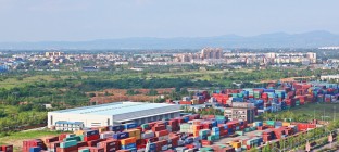 成都青白江区：三年时间建成全国一流国际铁路港
